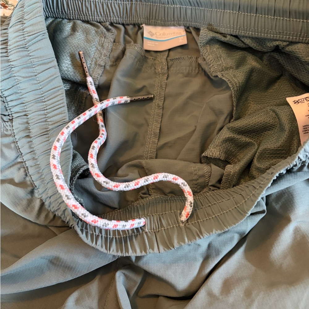 Columbia shorts size medium - Picture 6 of 13